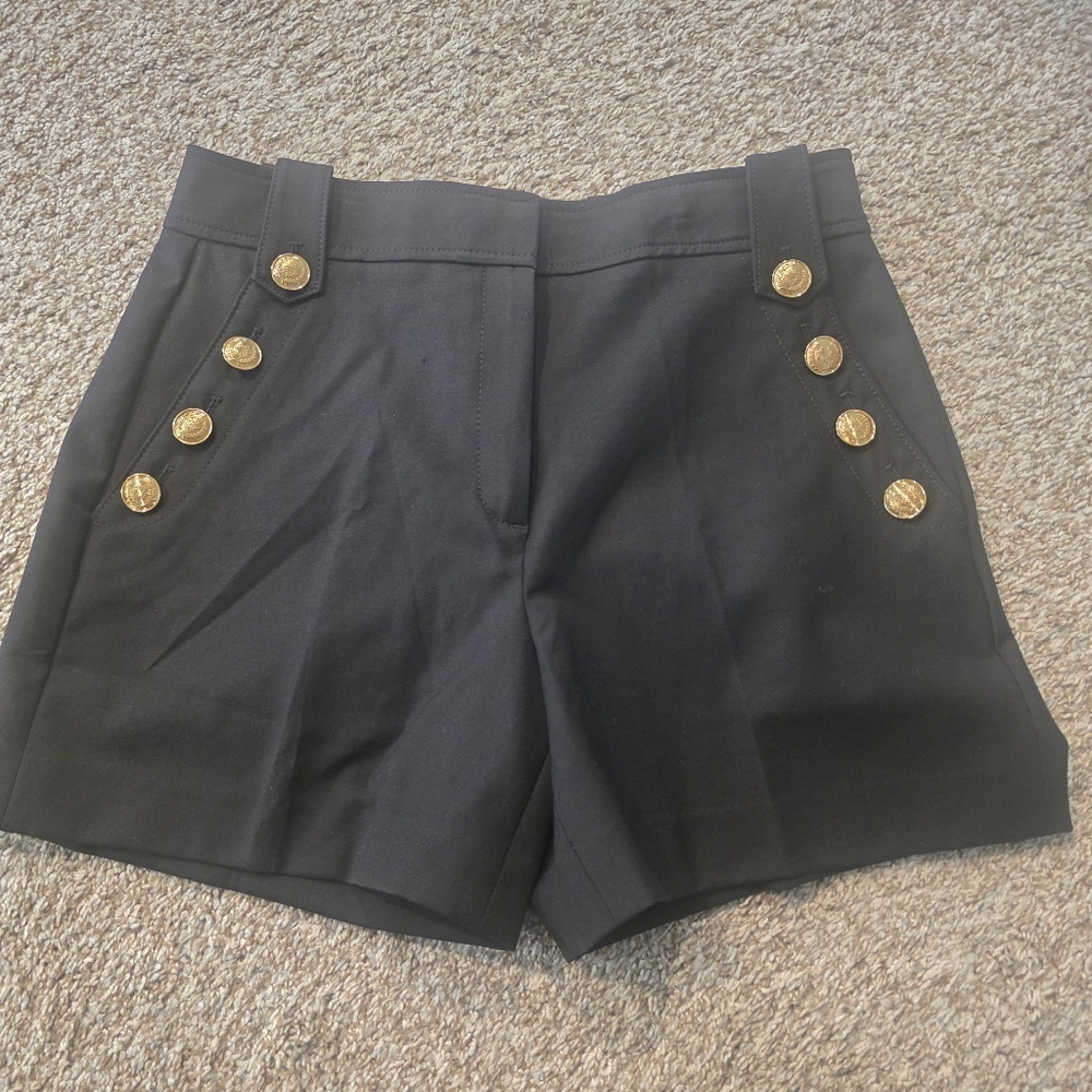 Black Women's High-Waist Button-Accent Shorts 5 Inches - Picture 3 of 5